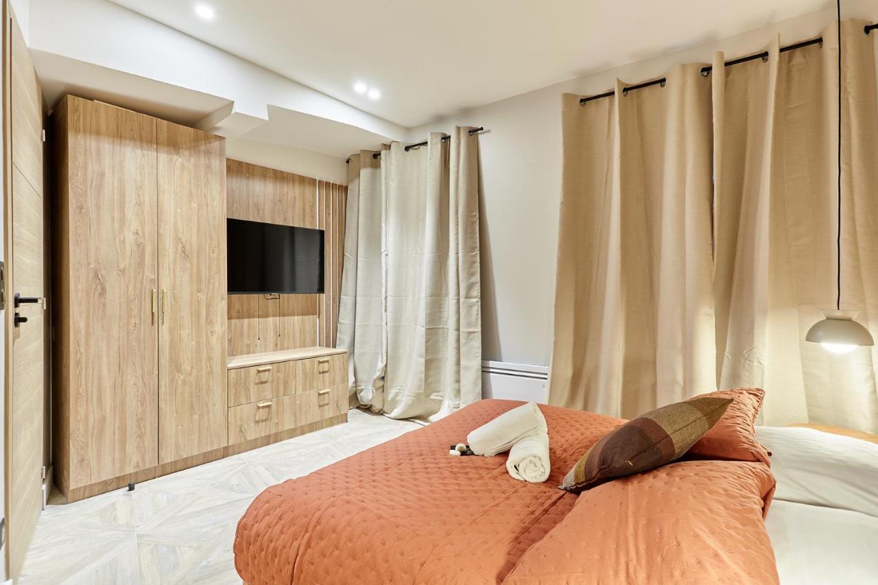 Apartment Batignolle Montmartre By Studio Prestige Paris Exteriör bild